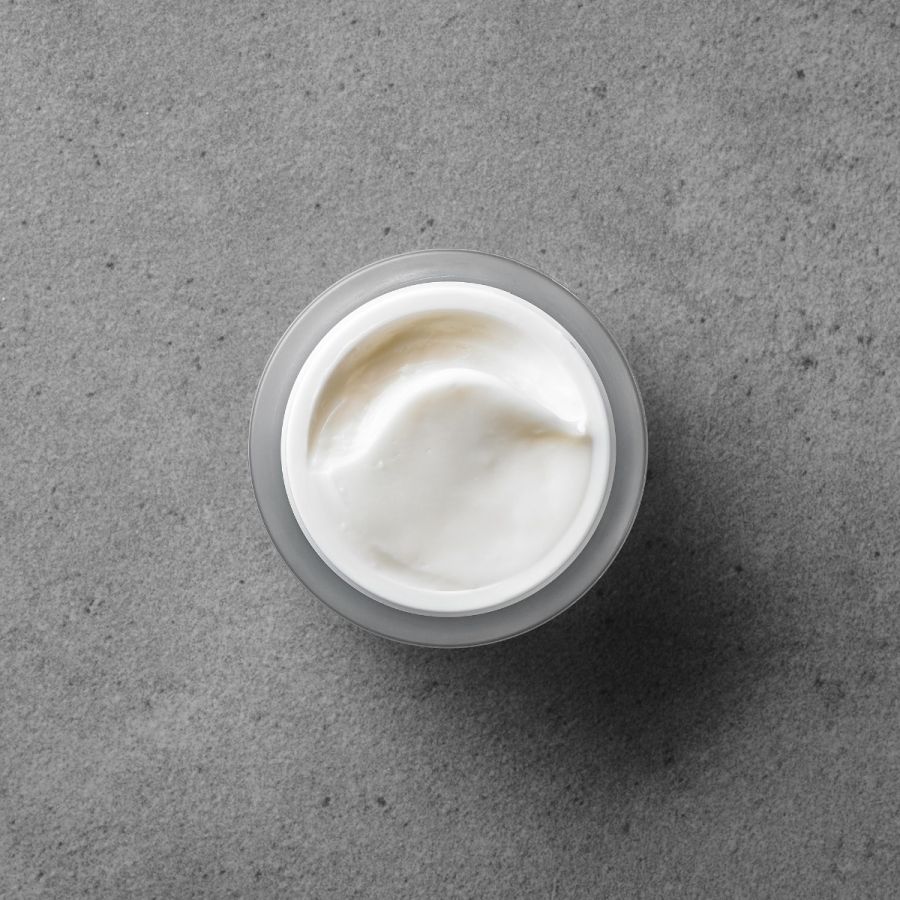 Medik8 Intelligent Retinol Smoothing Cream